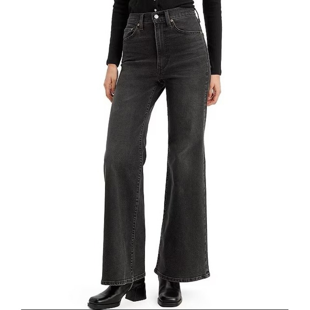 Levis Ribcage Bell Ultra High Rise Jeans Washed Black Raw Hem 31 A7503-0000